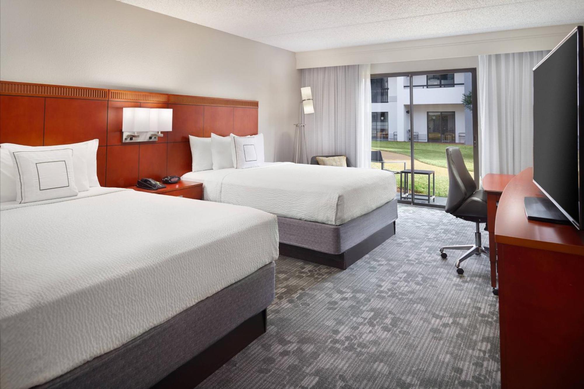 Courtyard By Marriott Atlanta Airport South/Sullivan Road College Park Exteriör bild